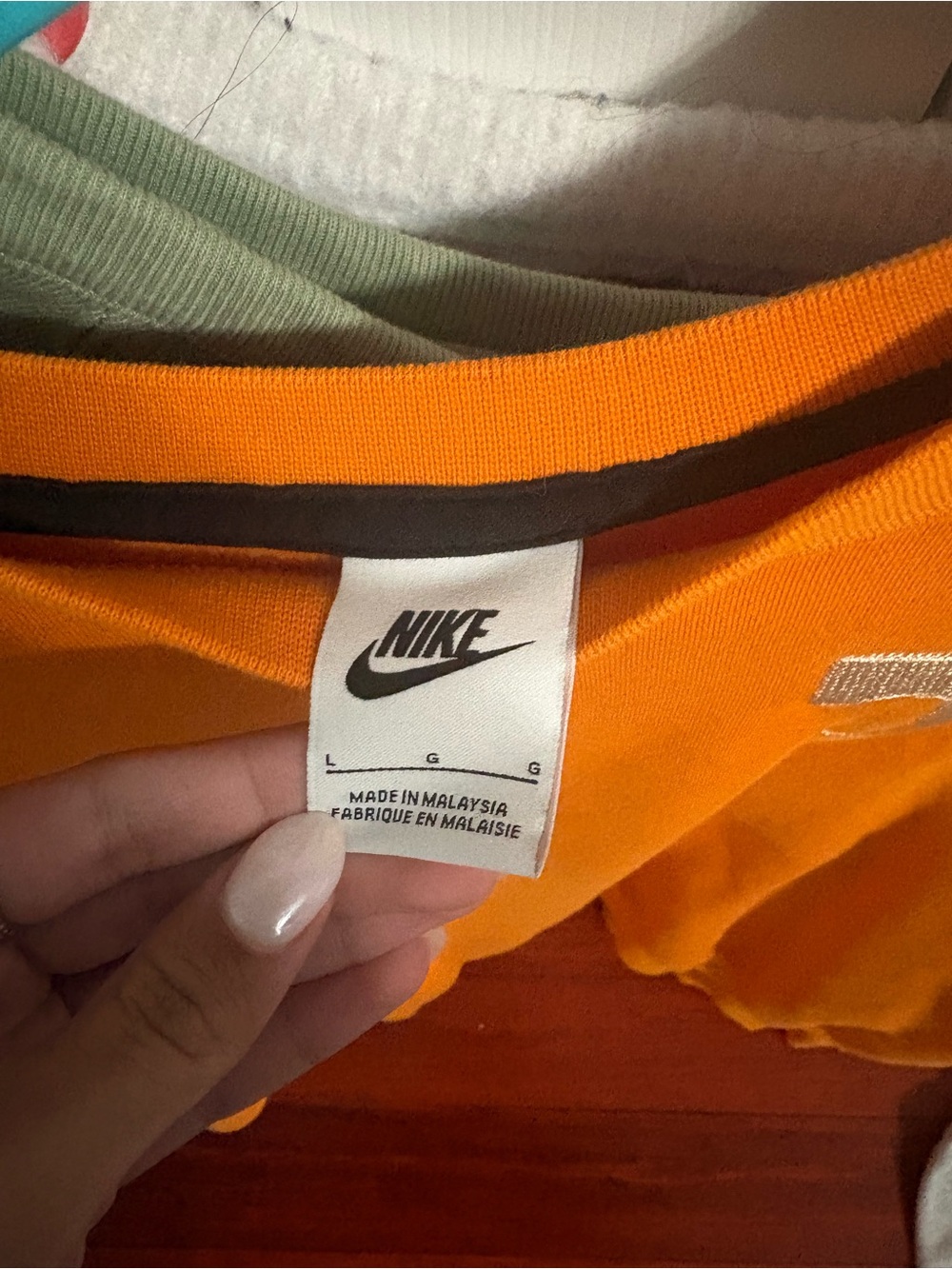 Nike Orange Tennessee 'T' Logo Crewneck Sweatshirt - Men - Picture 2 of 2